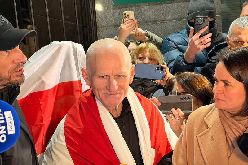Bialacki, Kalesnikawa, Babaryka, Znak i ponad 100 innych więźniów reżimu Łukaszenki na wolności